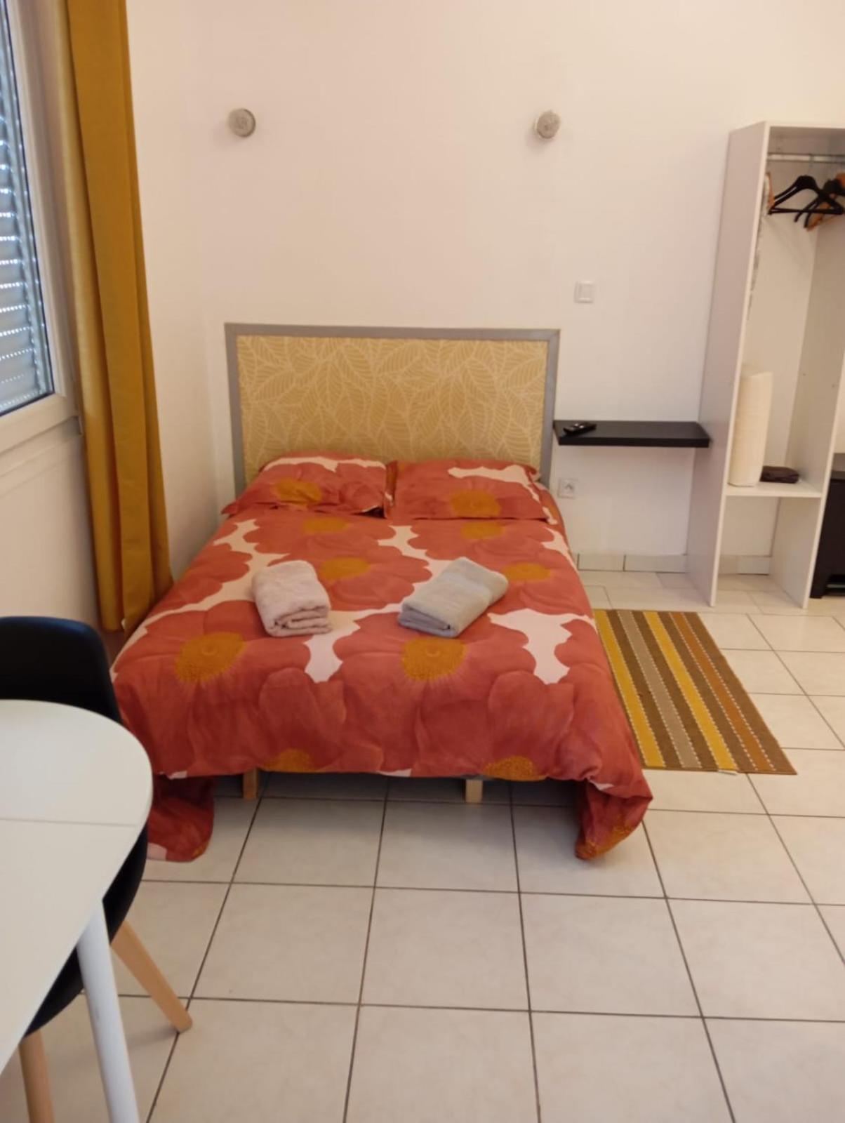 Venus Appartement Saint-Quentin  Buitenkant foto